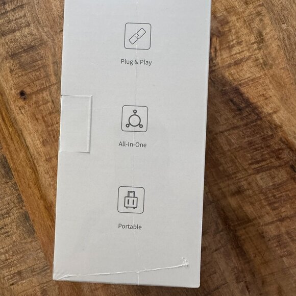 Nuroum C10 All In One Webcam Conferencing Center - Picture 2 of 4